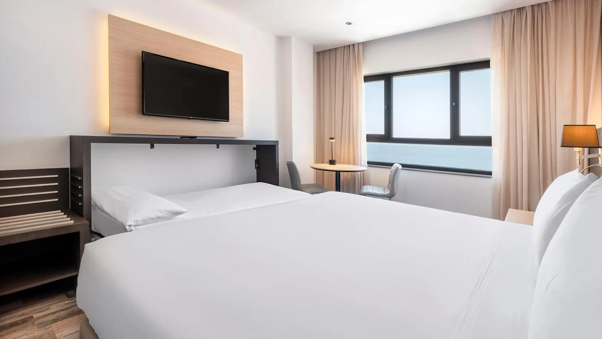 Hotel Cadiz Paseo Del Mar, Affiliated By Melia